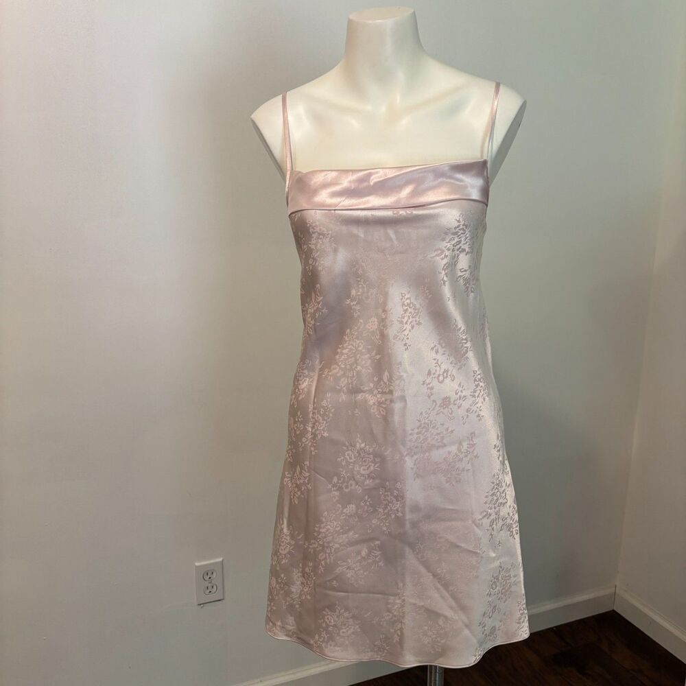 Jones New York Size Large 90s Delicate Dainty Coquette Light Pink Slip Dress